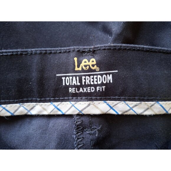 Lee Total Flat Front Freedom Relaxed Fit Pants Mens 36X28 Black - Picture 4 of 9